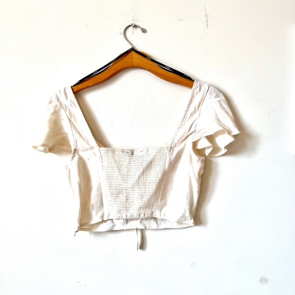 New Without Tag Ivory Butterfly Sleeves Crop Top Size Small - Picture 2 of 7